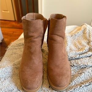 Women's Tan Suede Ankle Boots
